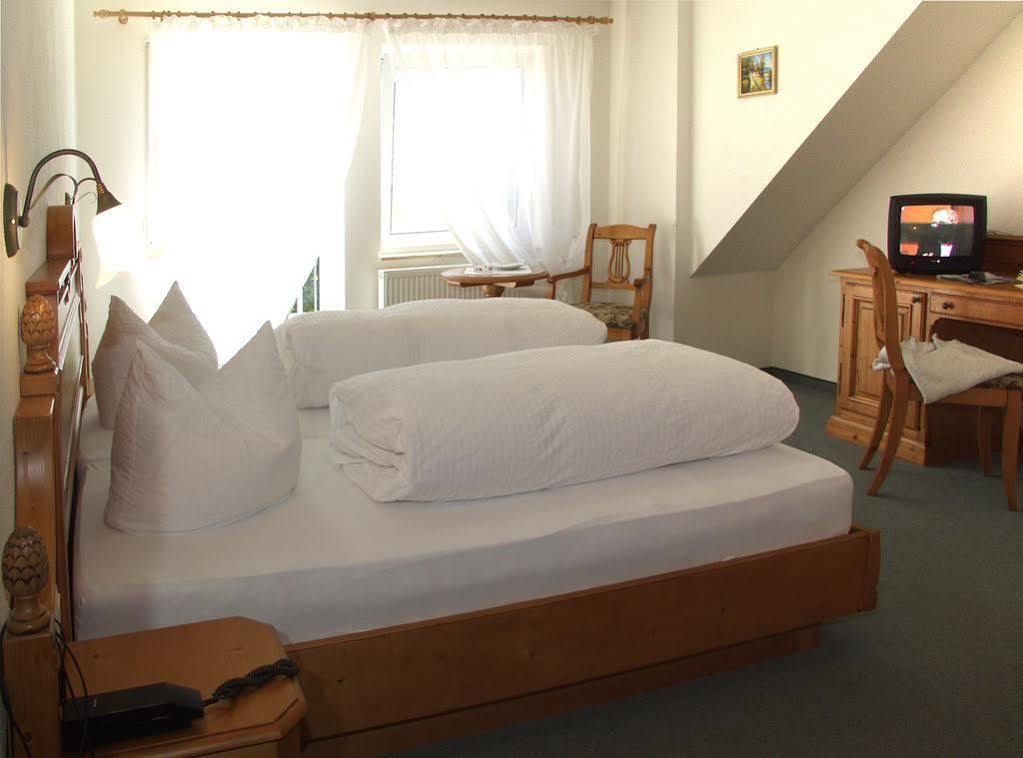 Hotel Roessle Furstenberg  Buitenkant foto